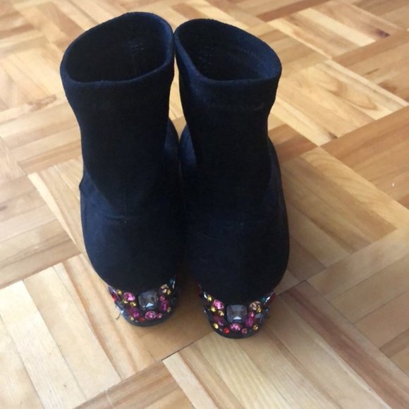 LITTLE EMPRESS booties - Picture 5 of 10